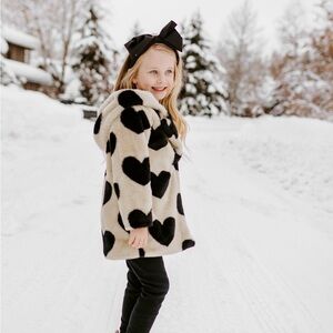 Kids Cream Faux-Fur Heart Hooded Coat